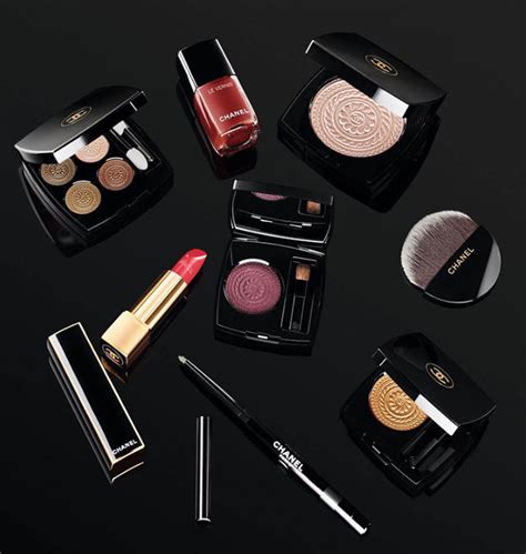 chanel 2019 makeup holiday|chanel holiday 2024 cosmetics.